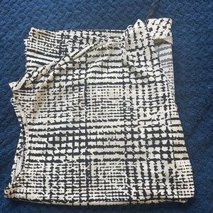 Women's H&M Back and Cream Blouse Size L